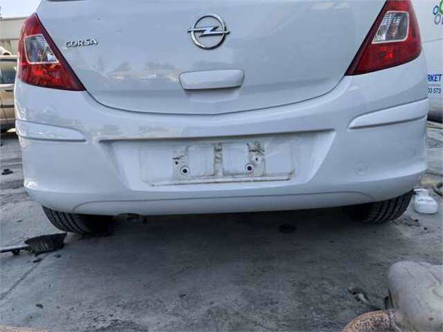 Paragolpes Trasero Opel Corsa 1.4
