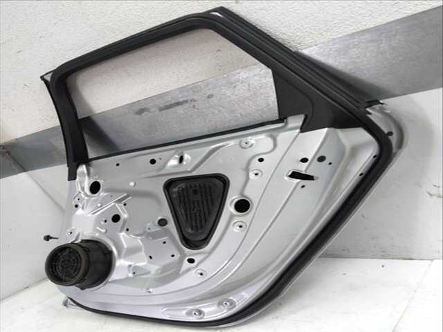 Foto 1ª: Puerta Trasera Derecha Audi A4 333 CV 245KW [CGWC CGW] (2014)