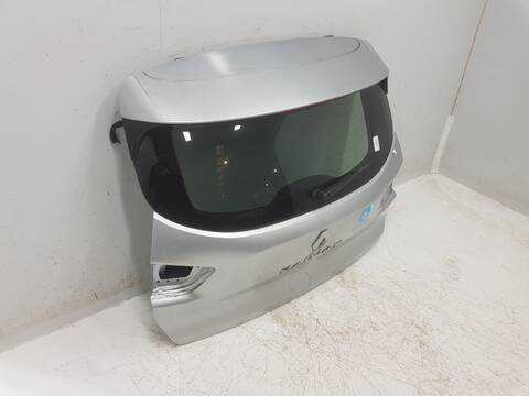 Foto 3ª: Portón Renault Kadjar ZEN (2015)