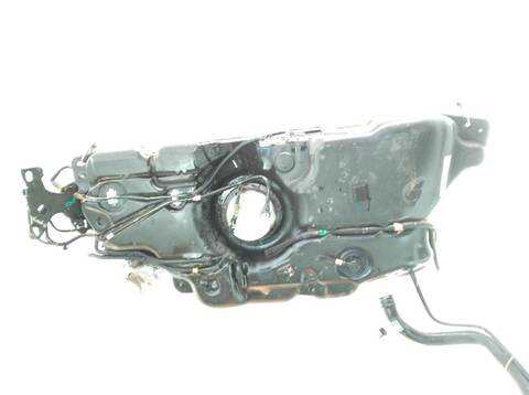 Foto 1ª: Deposito de Combustible Peugeot 3008 1.5 BLUEHDI 130 [YHZ (DV5RC)] (2016)