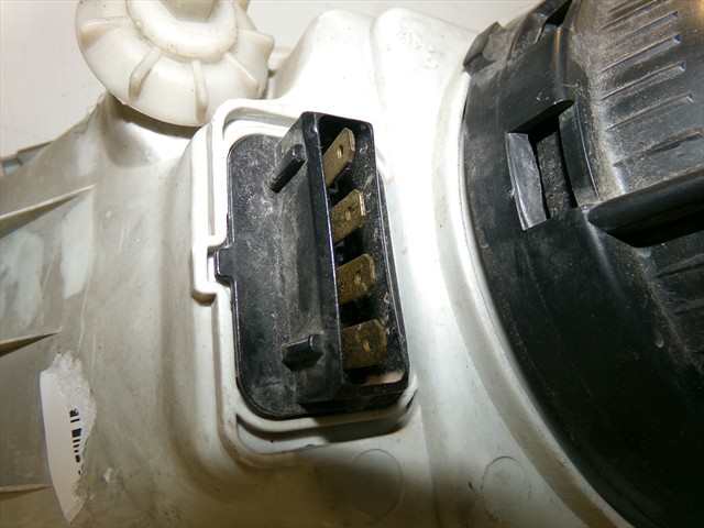 Foto 3ª: Faro Derecho Volkswagen Golf 1.6 G 5P 55KW [ABU] (1993)