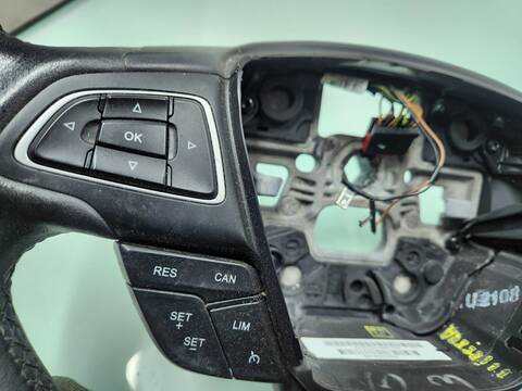 Foto 4ª: Volante Ford Kuga TREND 120CV 88KW [BNMC] (2018)
