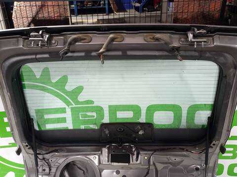 Foto 2ª: Portón Land Rover Range 3.6 TD V8 272CV 200KW [368DT] (2007)