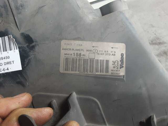 Foto 2ª: Faro Derecho Peugeot 307 1.6 HDI 110CV [9HY] (2005)