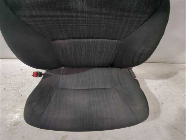 Foto 2ª: Asiento Delantero Izquierdo Toyota Auris 1.33 DUAL-VVTI NRE150_) 101CV [1NR-FE] (2006)