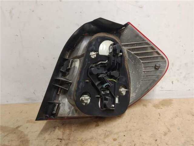 Foto 2ª: Piloto Trasero Izquierdo Bmw Serie 1 114 2.0 16V D (122 CV) [204D4]