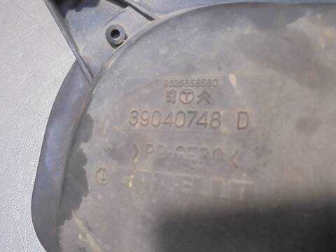 Foto 3ª: Faro Antiniebla Delantero Derecho Citroen Xantia 1.9 TD SEDUCTION BERLINA 90CV 66KW [DHX] (1999)