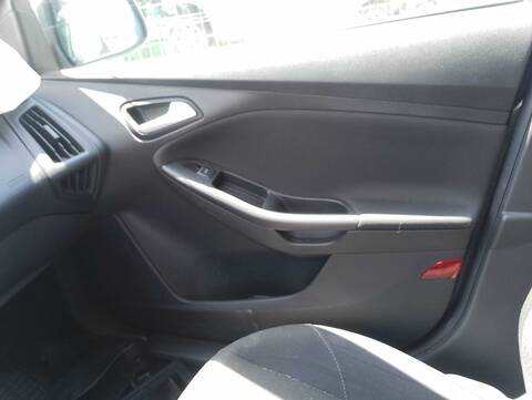 Foto 3ª: Tapizados Cartoneras Ford Focus SPORT 115CV 85KW [T1DA] (2015)