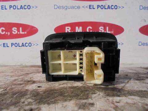 Foto 2ª: Botonera Elevalunas Toyota Auris 1.4 TD CAT 90CV 66KW [1ND] (2009)