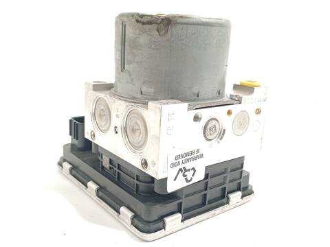 Foto 2ª: Abs Bmw Serie 1 118 1.5 G I F40) [B38A15A] (2020)