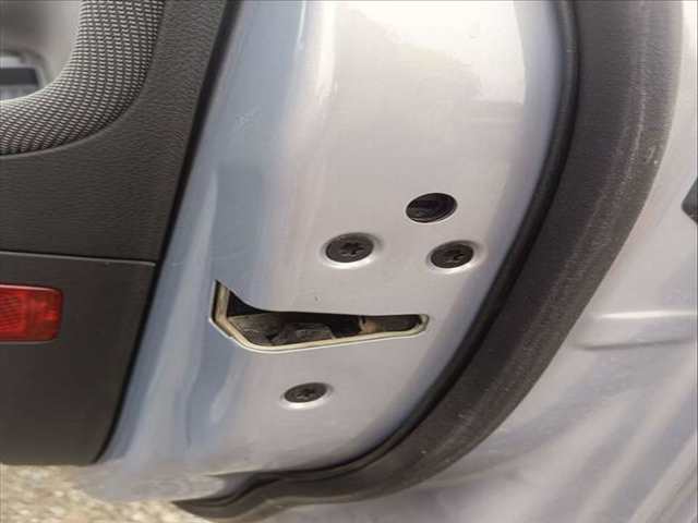 Cerradura Puerta Delantera Derecha Ford Focus TREND 125CV 92KW