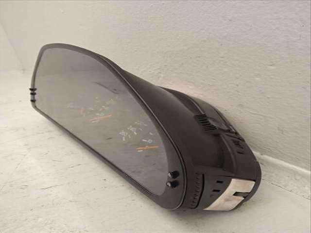 Foto 3ª: Cuadro de Instrumentos Mercedes Clase C 160 C 280 202.029) 197CV 145KW [M 112.920] (2000)