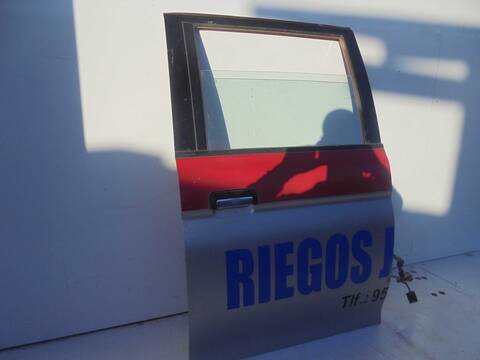 Foto 3ª: Puerta Trasera Derecha Mitsubishi L200 2.5 TD CAT 116CV 85KW [4D56] (2004)