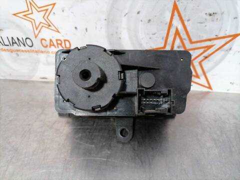 Foto 2ª: Mando Luces Mercedes Clase E 180 E 270 CDI 211.016) BERLINA 177CV 130KW