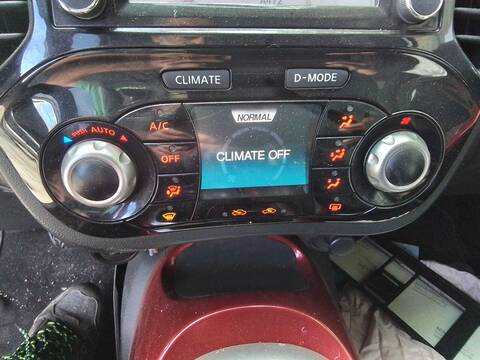 Foto 4ª: Mando Climatizador Nissan Juke ACENTA 110CV 81KW [K9K] (2018)