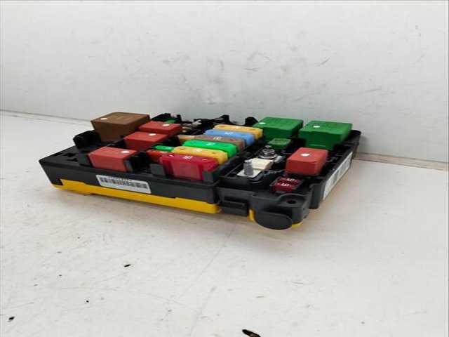 Caja Reles Fusibles Peugeot 208 1.2 PURETECH 101CV