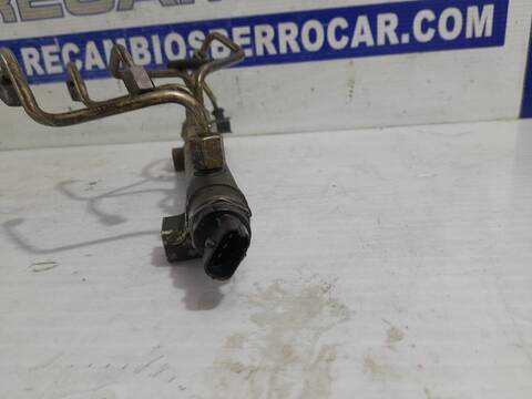 Foto 2ª: Rampa Inyectora Kia Sportage 2.0 TD CAT 113CV [D4EA] (2004)