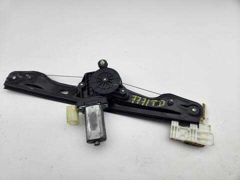 Elevalunas Manual Trasero Derecho Bmw Serie 1 114 118D 150CV 110KW