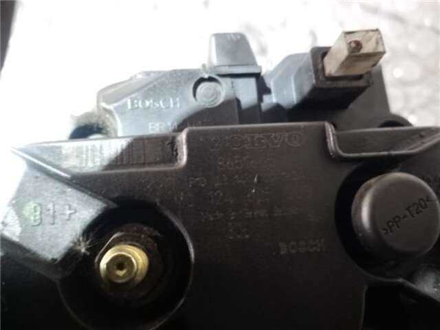 Foto 3ª: Alternador Volvo XC 90 2.4 D5 (7 ASIENTOS) [2.4 LTR. - 120 KW DIESEL CAT] [D 5244 T]