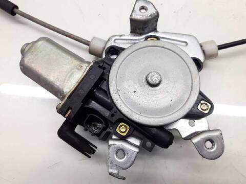 Foto 3ª: Elevalunas Eléctrico Delantero Derecho Nissan X-Trail 2.2 16V TD CAT 114CV 84KW T30) [YD22ETI] (2002)