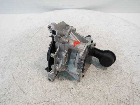Foto 2ª: Bomba de Aceite Bmw Serie 1 114 N47 184 CV 135KW [N47D20C] (2013)