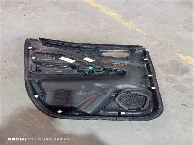 Foto 4ª: Tapizados Cartoneras Nissan Navara 2.3 TD D23 [YS23] (2018)