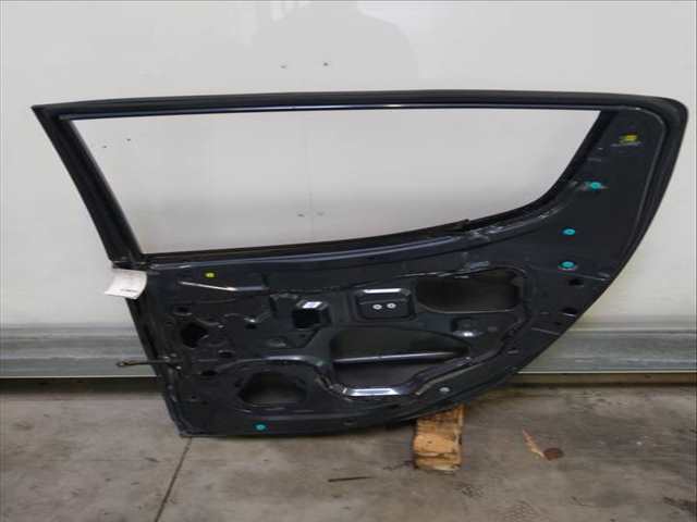 Foto 2ª: Puerta Trasera Derecha Mitsubishi L200 167 CV 123KW [4D56] (2007)