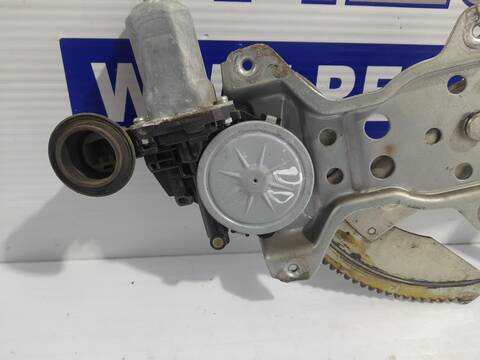 Foto 2ª: Elevalunas Eléctrico Delantero Derecho Suzuki Swift 1.3 16V CAT BERLINA 92CV 68KW [M13A] (2007)