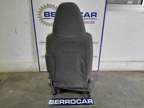 Foto 3ª: Asiento Delantero Izquierdo Peugeot 107 1.0 CAT 384F) 68CV 50KW [G/ 1KR] (2006)