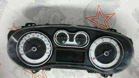 Foto 1ª: Cuadro de Instrumentos Fiat 500 VERSION INDEFINIDA (2012)