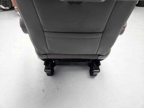 Foto 3ª: Asiento Delantero Izquierdo Volkswagen Transporter T7 MULTIVAN ST) LIFE EHYBRID [DGEA] (2022)