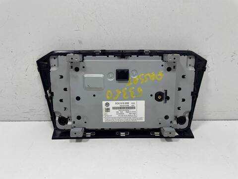 Foto 3ª: Sistema GPS Volkswagen Passat CRL (2017)