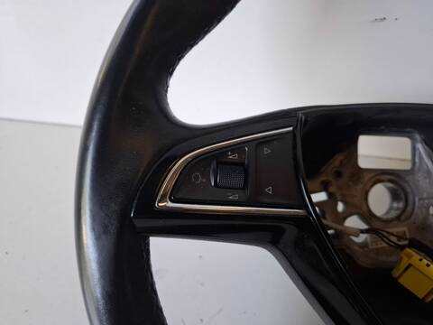 Foto 2ª: Volante Skoda Karoq AMBITION 1.6 TDI DPF 116CV