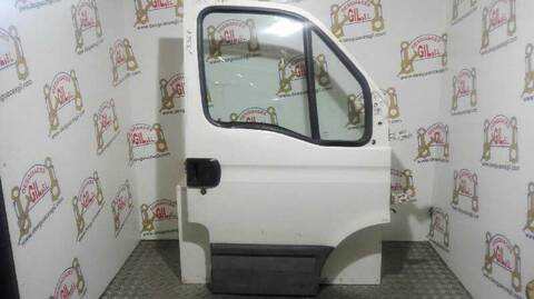 Puerta Delantera Derecha Iveco Daily CAJA CERRADA 1999 = ) 2.3 DIESEL CAT
