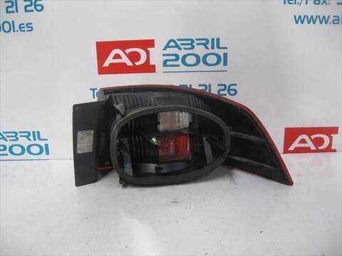 Foto 2ª: Piloto Trasero Izquierdo Renault Laguna 2.2 DCI BG0F) 150CV 110KW [D/ G9T D7] (2002)