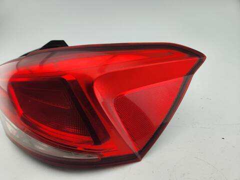 Foto 4ª: Piloto Trasero Derecho Seat Ibiza ERENCE 95CV 70KW [DGTD] (2018)