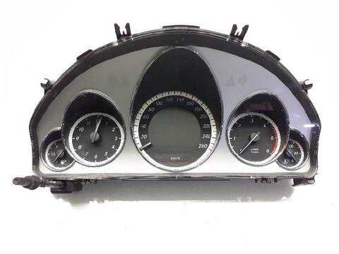 Cuadro de Instrumentos Mercedes Clase E 180 350 CDI 4MATIC 212.089) 231CV 170KW