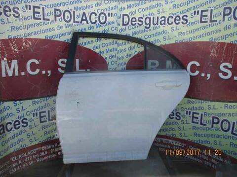 Puerta Trasera Izquierda Toyota Avensis BERLINA 129CV 95KW