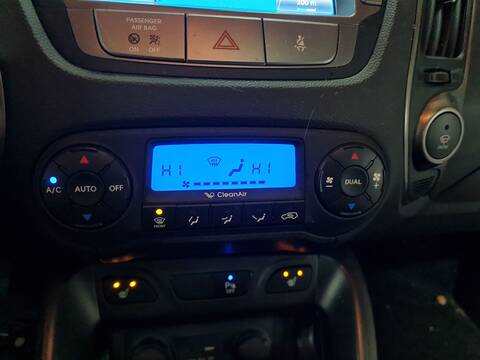 Foto 2ª: Mando Calefacción A. A. Hyundai ix35 1.7 CRDI 116CV 85KW [D4FD] (2015)
