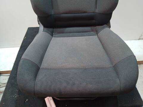 Foto 2ª: Asiento Delantero Derecho Citroen C4 1.5 BLUEHDI 100 102CV 75KW [YHY (DV5RD)] (2022)