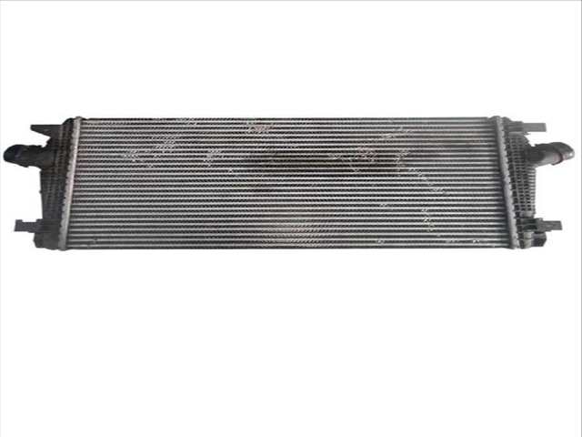 Foto 2ª: Intercooler Opel Zafira 2.0 CDTI 75) (2011)