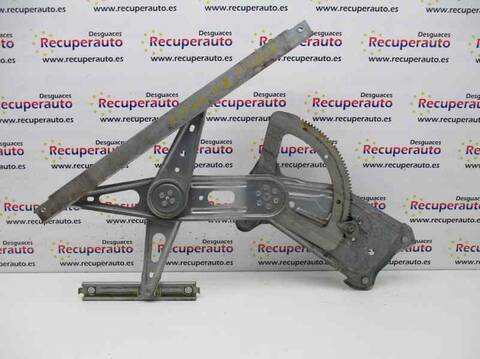 Foto 2ª: Elevalunas Manual Trasero Derecho Renault Scenic K9K830 (2010)