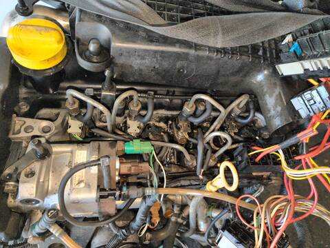 Foto 2ª: Motor Completo Renault Clio K9K704 (2001)
