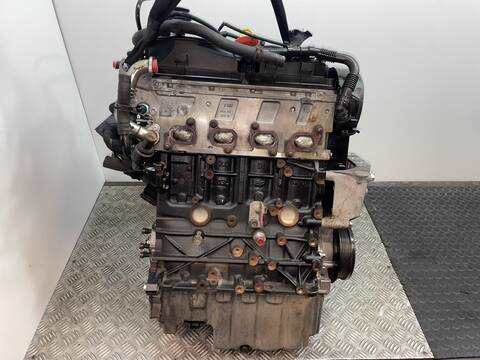 Foto 3ª: Motor Completo Volkswagen Transporter D T5 TRANSPORTER FURGON COMBI 7E) CAA (2014)