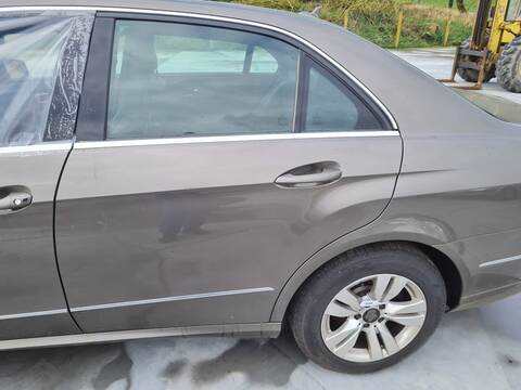 Puerta Trasera Izquierda Mercedes Clase E 180 220 CDI BLUEEFFICIENCY 212.002) 170CV 125KW