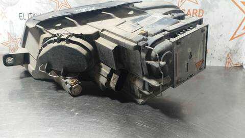 Foto 2ª: Faro Derecho Volkswagen Passat SPORTLINE BERLINA 140CV 103KW [BKP] (2006)