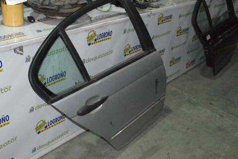 Foto 3ª: Puerta Trasera Derecha Bmw Serie 3 315 330D 150CV 110KW [306D1] (2000)