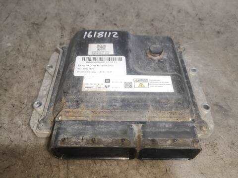 Centralita Motor ECU Opel Astra A17DTJ