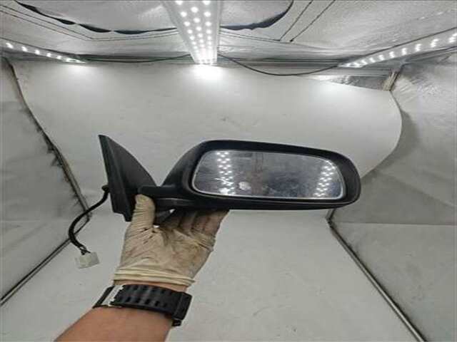 Retrovisor Derecho Toyota Corolla 2.0 D-4D LUNA BERLINA [2.0 LTR. - 66 KW TURBODIESEL CAT]