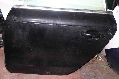 Foto 2ª: Puerta Trasera Izquierda Audi A5 2.0 TDI 125KW) 170CV (2009)